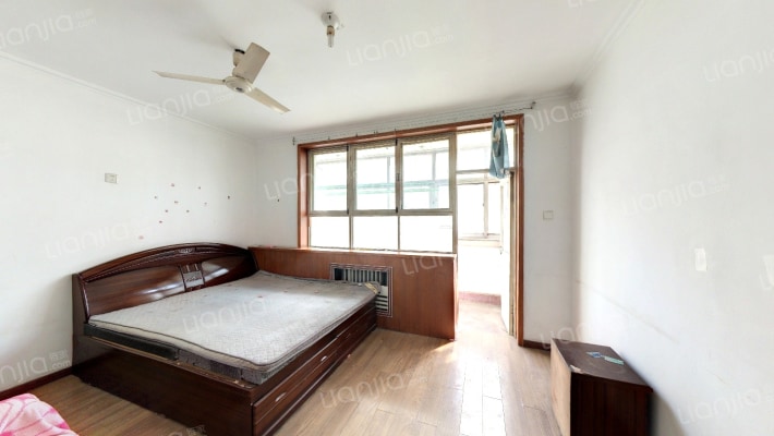 福利院宿舍二手房实景图