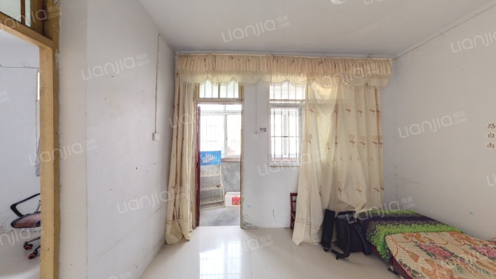 乐山路167号二手房实景图