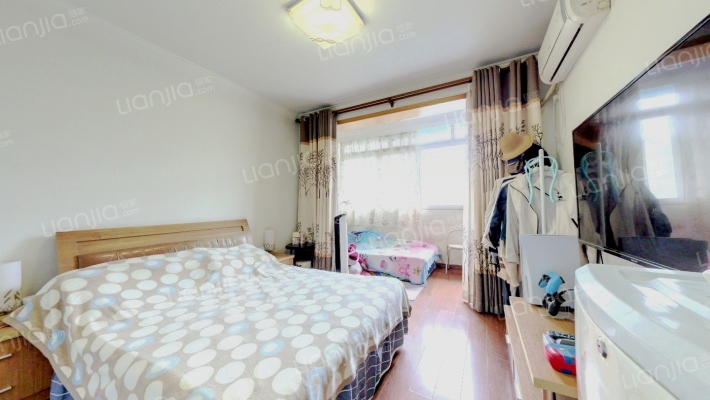 呼玛二村二手房实景图