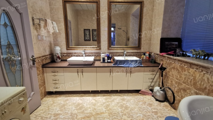 4A级高尔夫别墅景区，独栋别墅，大面积私人庭院。-卫生间A