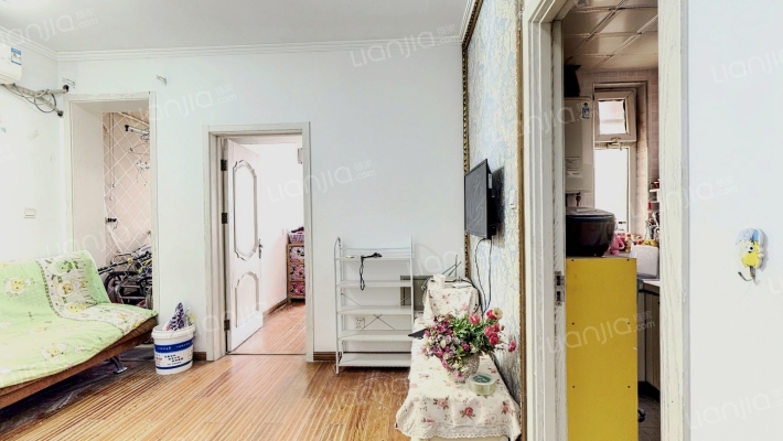 天保郦景业主急售 正规一室一厅，带装修-客厅