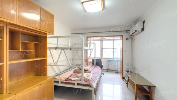 永康胡同18号院二手房实景图