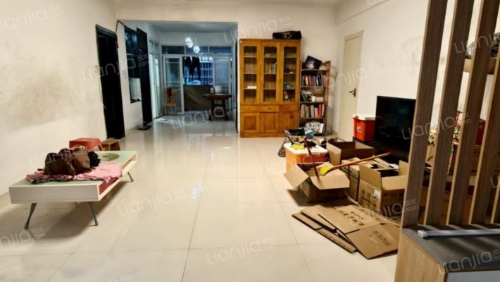 龙瀛康居小区二手房实景图