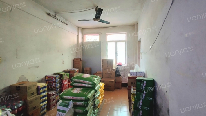 金龙新村二手房实景图