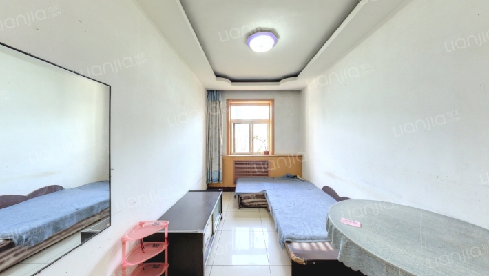 乡镇局小区1号院二手房实景图