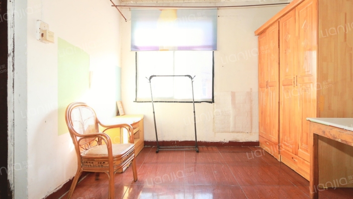 清拖宿舍南苑二手房实景图