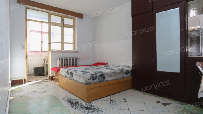 一次变供电小区二手房实景图