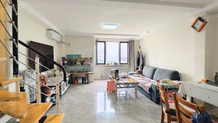 锦鲤公寓金座二手房实景图