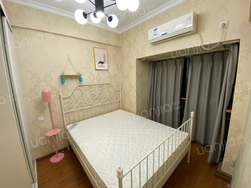 整租·神仙树大院五期 1室1厅 东南