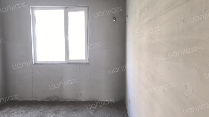 838总站边 地质局单位房，南北通透三在毛坯出售-卧室A