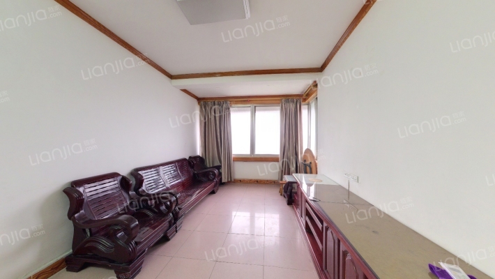 大宇客车公司宿舍二手房实景图