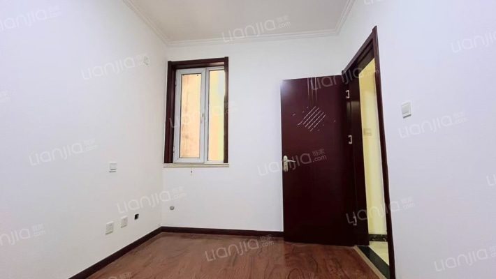 涿州码头温莎假日高层全南两居室-卧室B