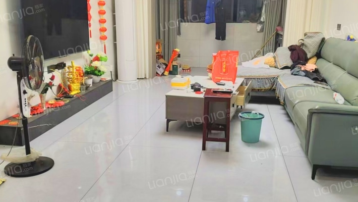 聚湖苑二手房实景图