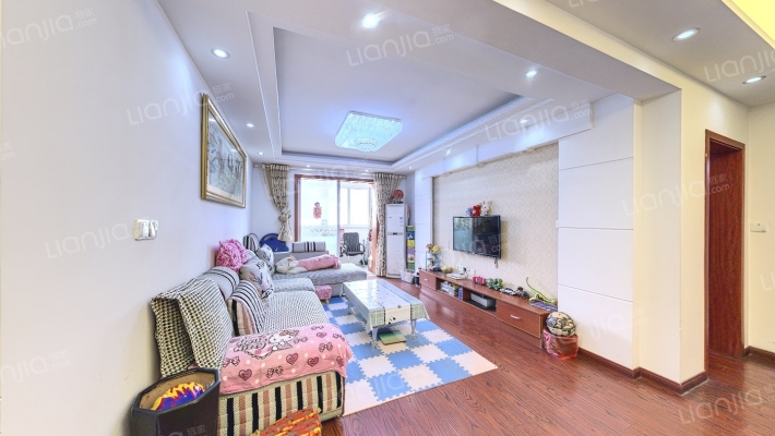 和盛林荫水岸二手房实景图