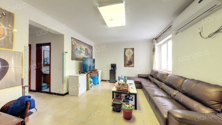 万利花园二手房实景图