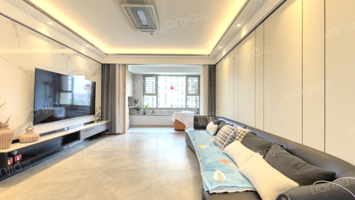 海信·君和二手房实景图