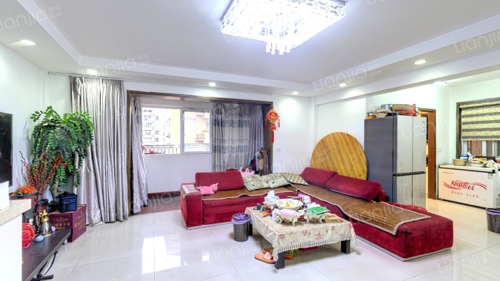 鸿福家园二手房实景图