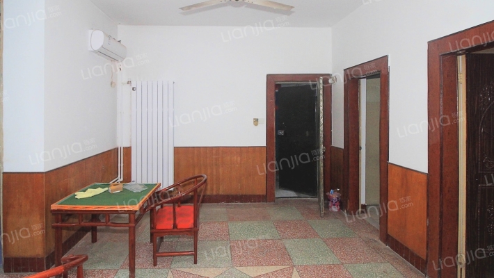 汽配家属院二手房实景图