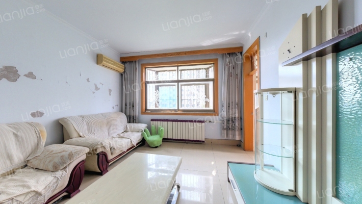 工商局宿舍大院二手房实景图