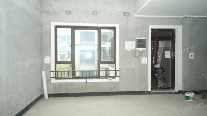 江山樾五期南二手房实景图