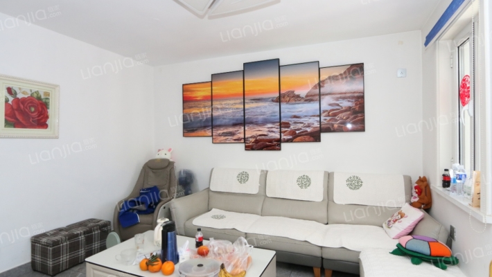 庙岔街4号院二手房实景图