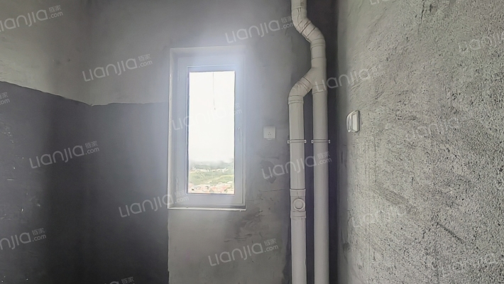 通勤三居。直达地铁站  必买房-卫生间