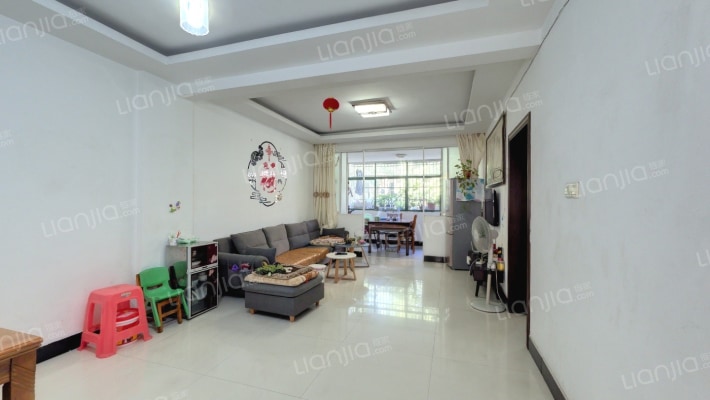 上饶县七六路83号二手房实景图