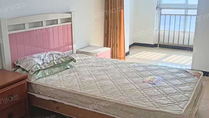 蓝天美林湾 2室2厅 东南-卧室A