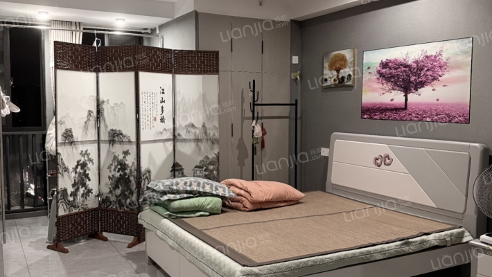 岩玺公寓二手房实景图