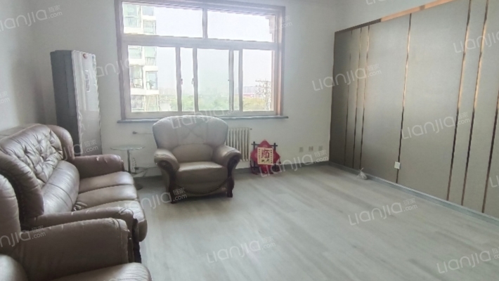 顺河花园二手房实景图