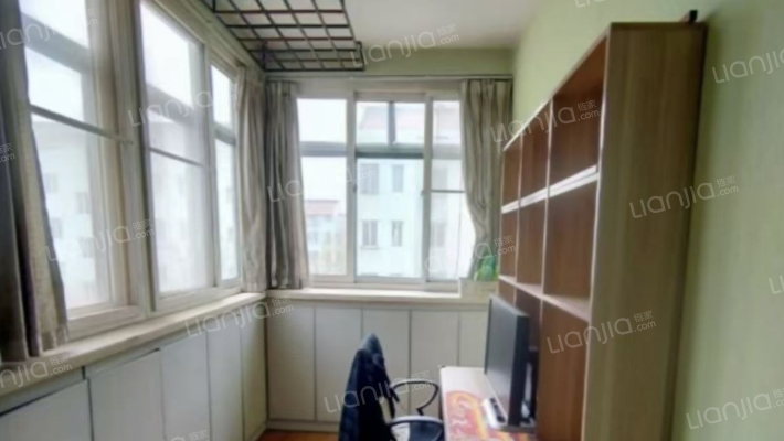 新安小区 3室2厅 南 北-阳台