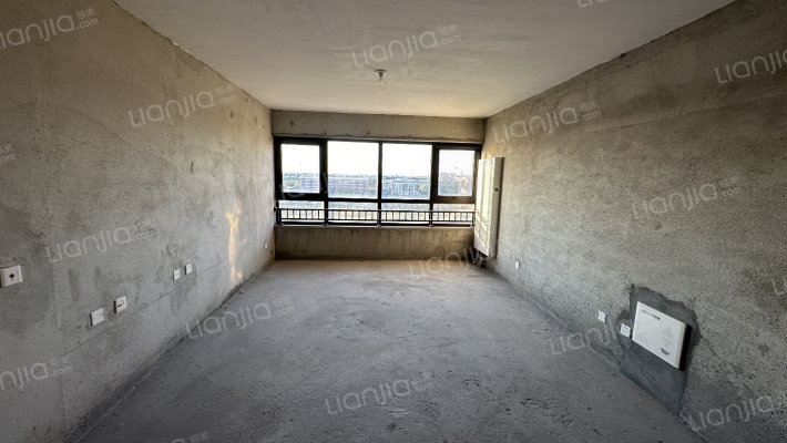 京津国际城二手房实景图