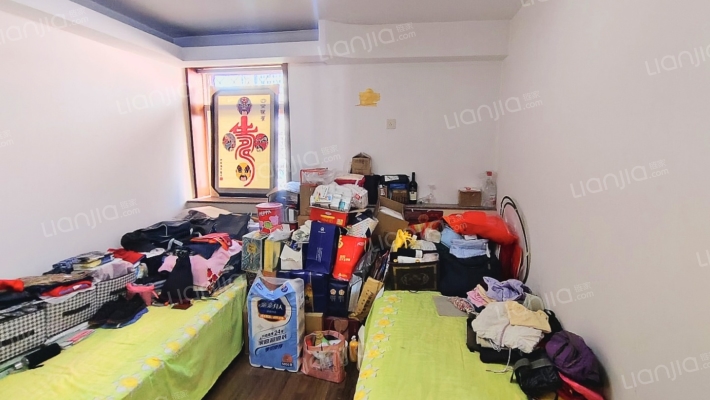 此房跃层复式、楼上楼下南北通透户型好、无遮挡采光好-卧室C