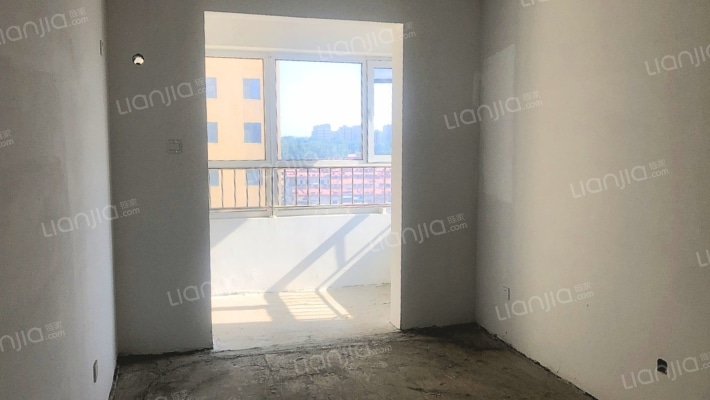 宏远碧萝湾，位置好，购物方便，业主诚心出售-卧室A