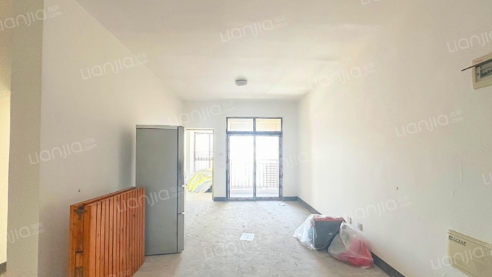 康泰家园小区二手房实景图