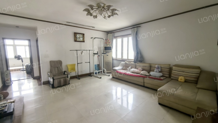 百盛大厦二手房实景图