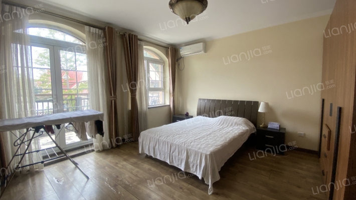 新上 京都高尔夫独栋别墅 客厅大挑空 临水系 带大花园-卧室D