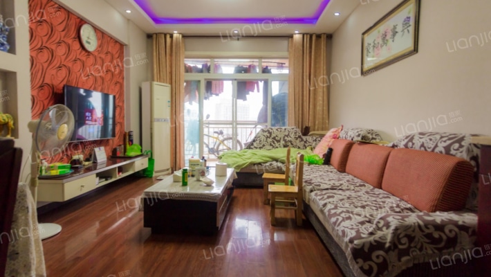 名桂园二手房实景图