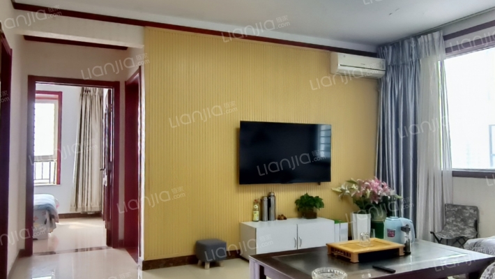 天保郦景 2室1厅 南 西-客厅