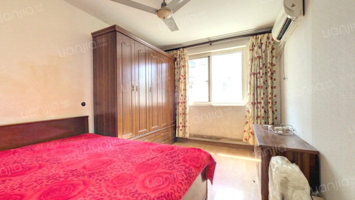 世界路91弄二手房实景图