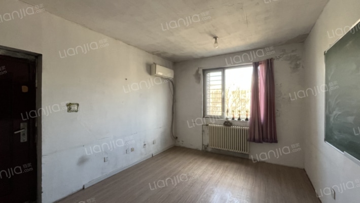 荷信苑南区二手房实景图