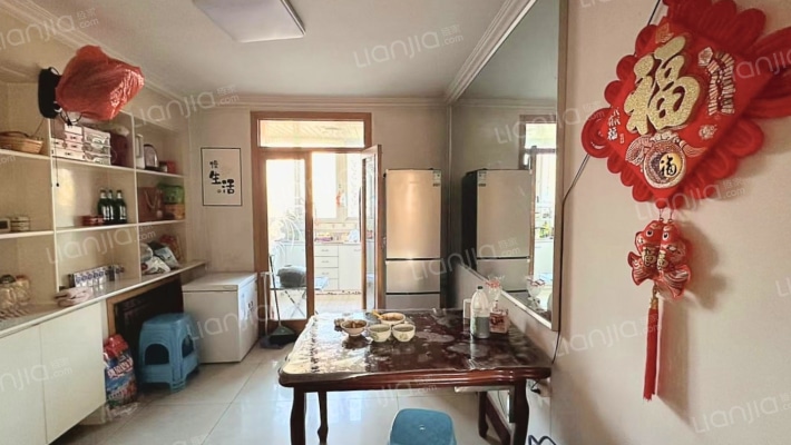 六十七处家属楼 3室2厅 南 北-餐厅