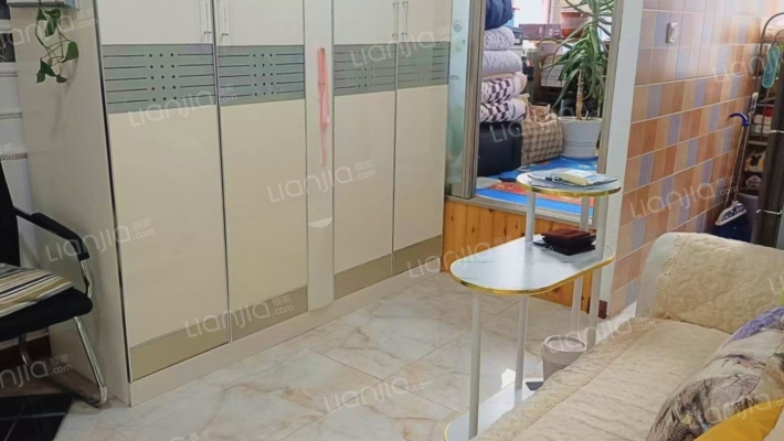 3504宿舍二手房实景图