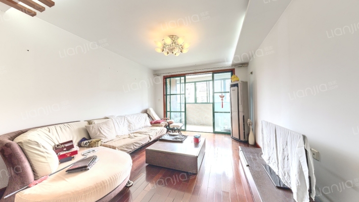 金虹花园二手房实景图