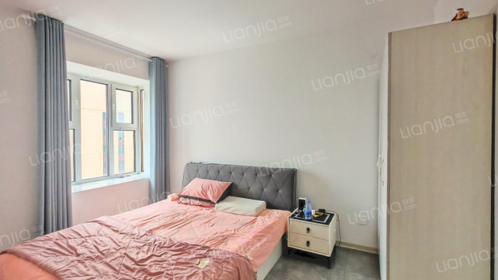 琉璃河三利中和城C区  已装修全阳两居室-卧室A