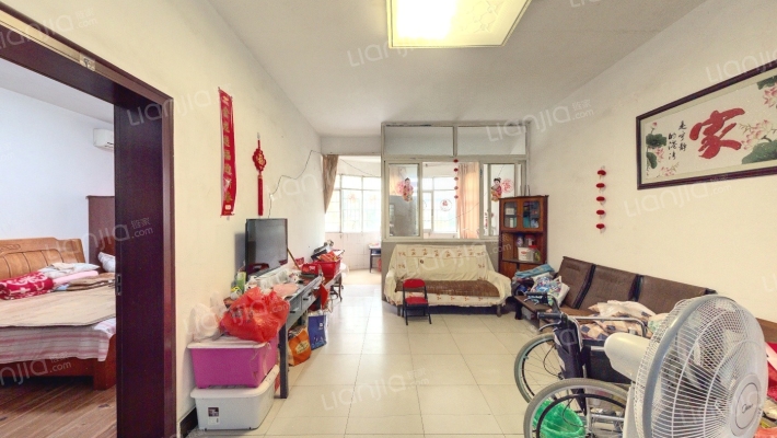 再就业综合市场二手房实景图