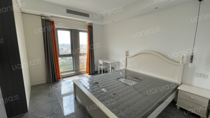 宝龙公寓二手房实景图