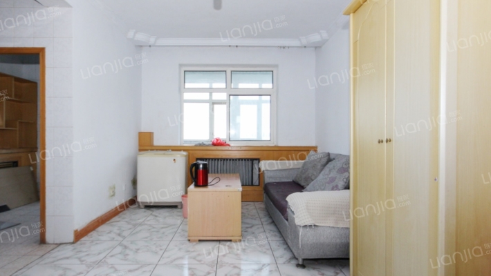 城建局家属院二手房实景图