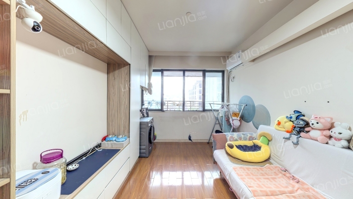 百汇中心二手房实景图