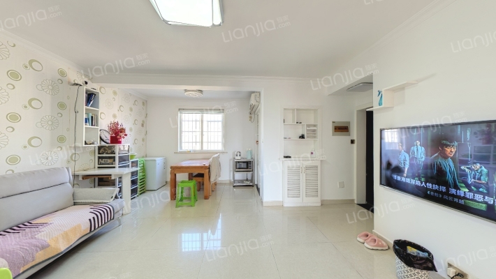 锦和苑西区二手房实景图